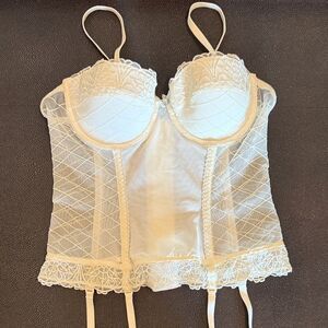 Passionata Elegant Cream Lace Corset  Shapewear size 85/ 38B
